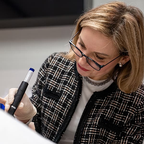 Roma-laser-treatment