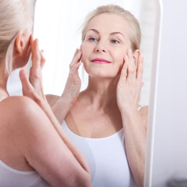 skin-concerns-mirror