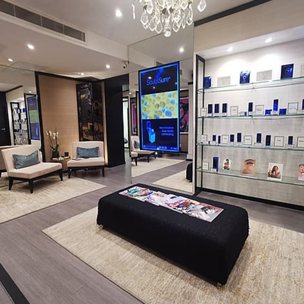 dr-joney-clinic-inside